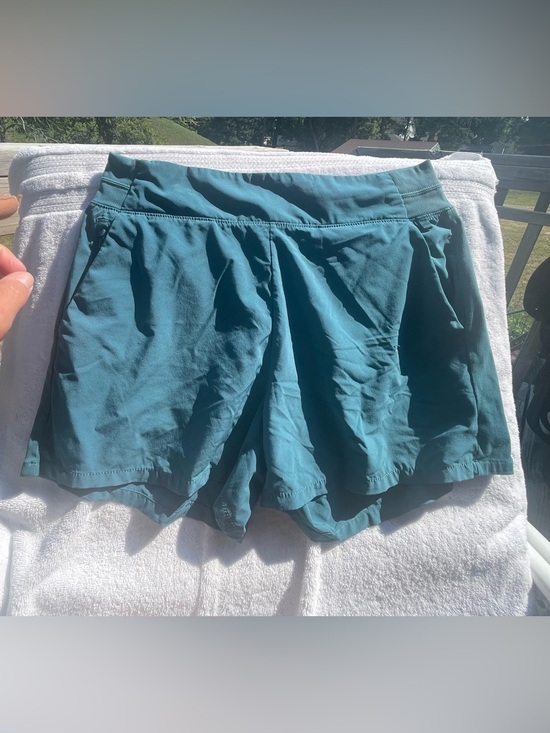 Athleta Pants - ATHLETA Women’s Lightweight Teal Active Shorts size 12 $25